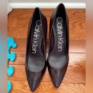 Calvin Klein heels brown size 8 used once